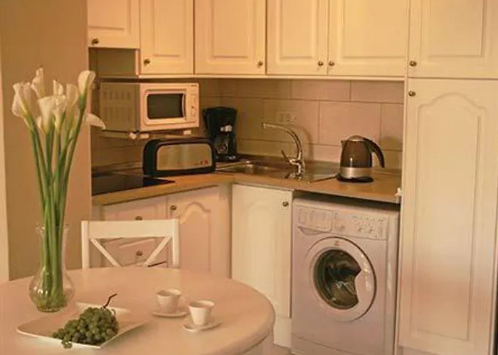 Отель Marino Tenerife Коста-дель-Силенцио